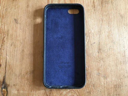 used-mobile-cover-apple-plastic-and-leather-black-colour-big-1