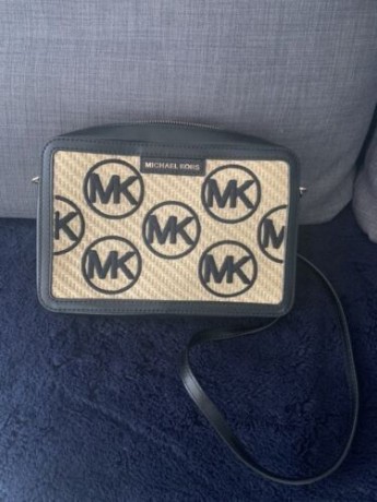 michael-kors-crossbody-bag-big-0