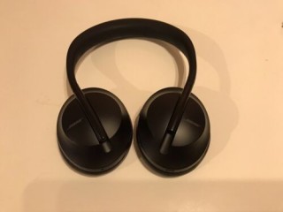 Bose Headphones 700 Noise Canceling Rechargeable Bluetooth Headphones