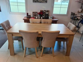 Dining table + 6 chairs