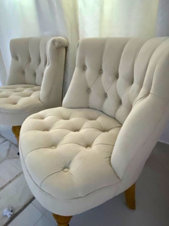 confortable-sofas-in-beige-big-0