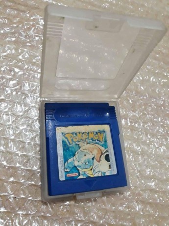 gameboy-pokemon-blue-big-0