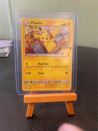 pokemon-cards-3-cards-big-1