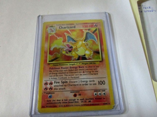 pokemon-charizard-holofoil-4102-big-0