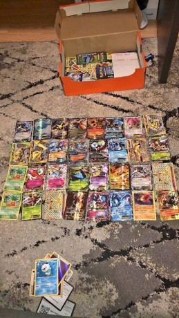 alot-of-pokemon-cards-big-2