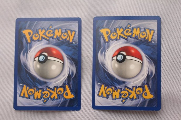 pokemon-cards-gyarados-rare-base-set-holo-foil-rare-6102-includes-evolution-magikarp-big-1