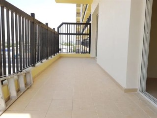 1 BHK WITH 2 BATH BIG BALCONY