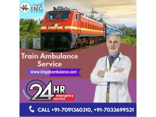 King Train Ambulance in Delhi with Highly Experienced Medical Team