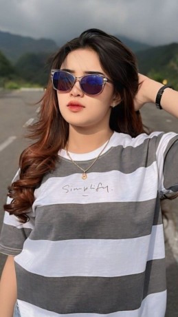 book-9911998069-verified-call-girls-in-jama-masjid-big-2