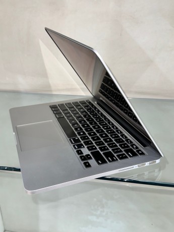 uk-used-apple-macbook-pro-2015-core-i7-16gb256gb-big-1