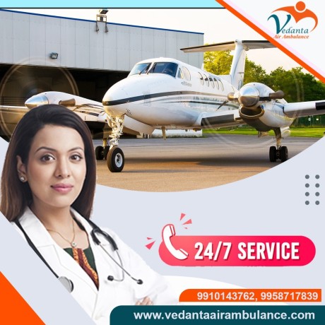 choose-hi-tech-medical-equipment-from-vedanta-air-ambulance-service-in-gorakhpur-big-0