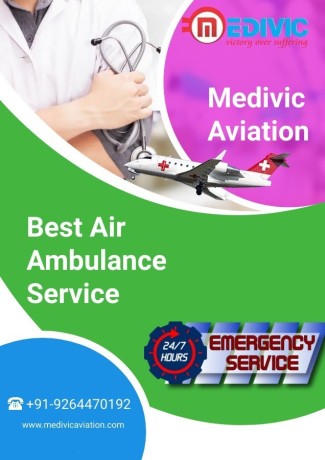 select-air-ambulance-service-in-hyderabad-by-medivic-with-mbbs-doctors-big-0