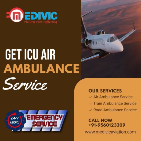 medivic-aviation-air-ambulance-services-in-mumbai-with-a-very-knowledgable-medical-crew-big-0