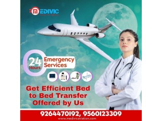 Medivic Aviation Air Ambulance Service in Varanasi with a Highly Specialized Medical Crew