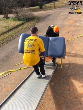 spyder-moving-and-storage-denver-big-1